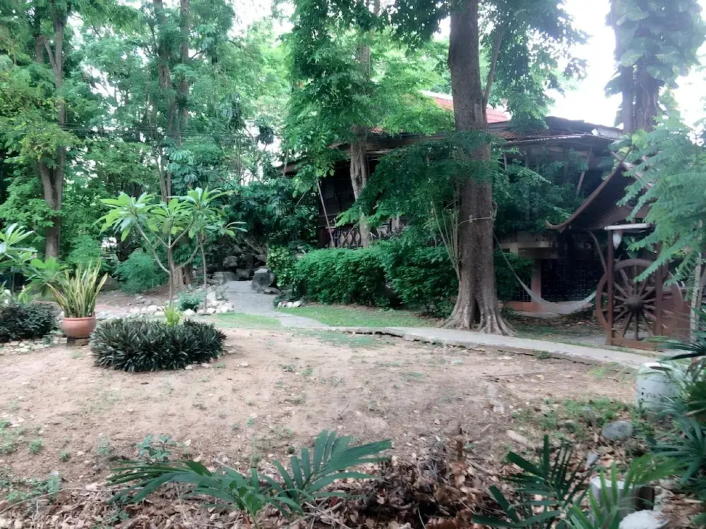 Maingam Riverside Resort