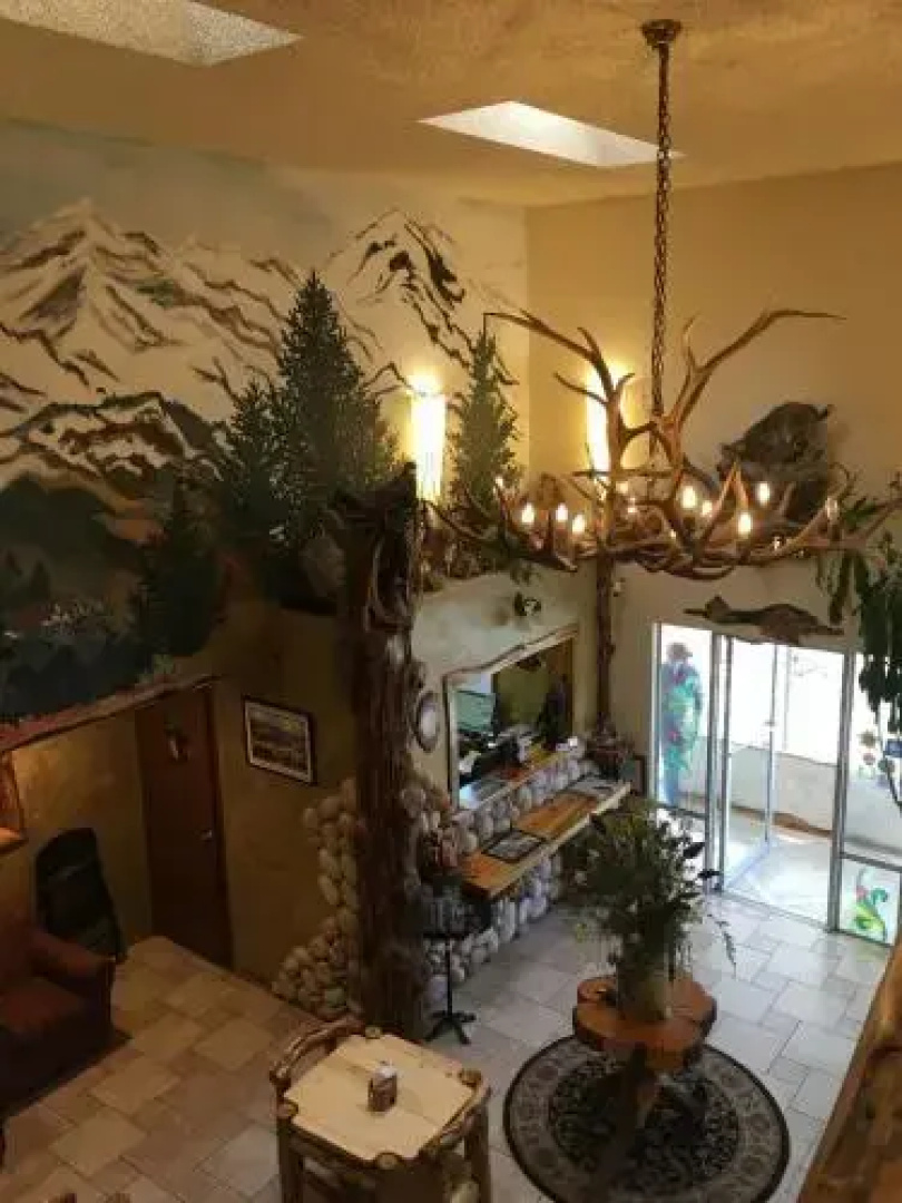 Browns Canyon Inn