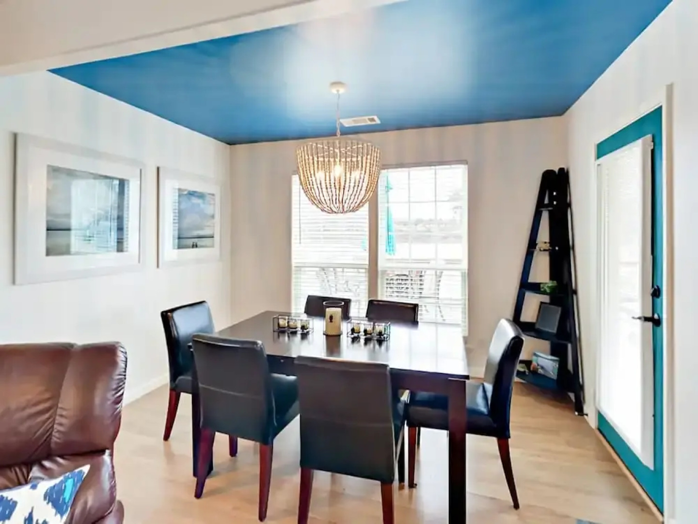 Lakefront Haven - 3 Br Home