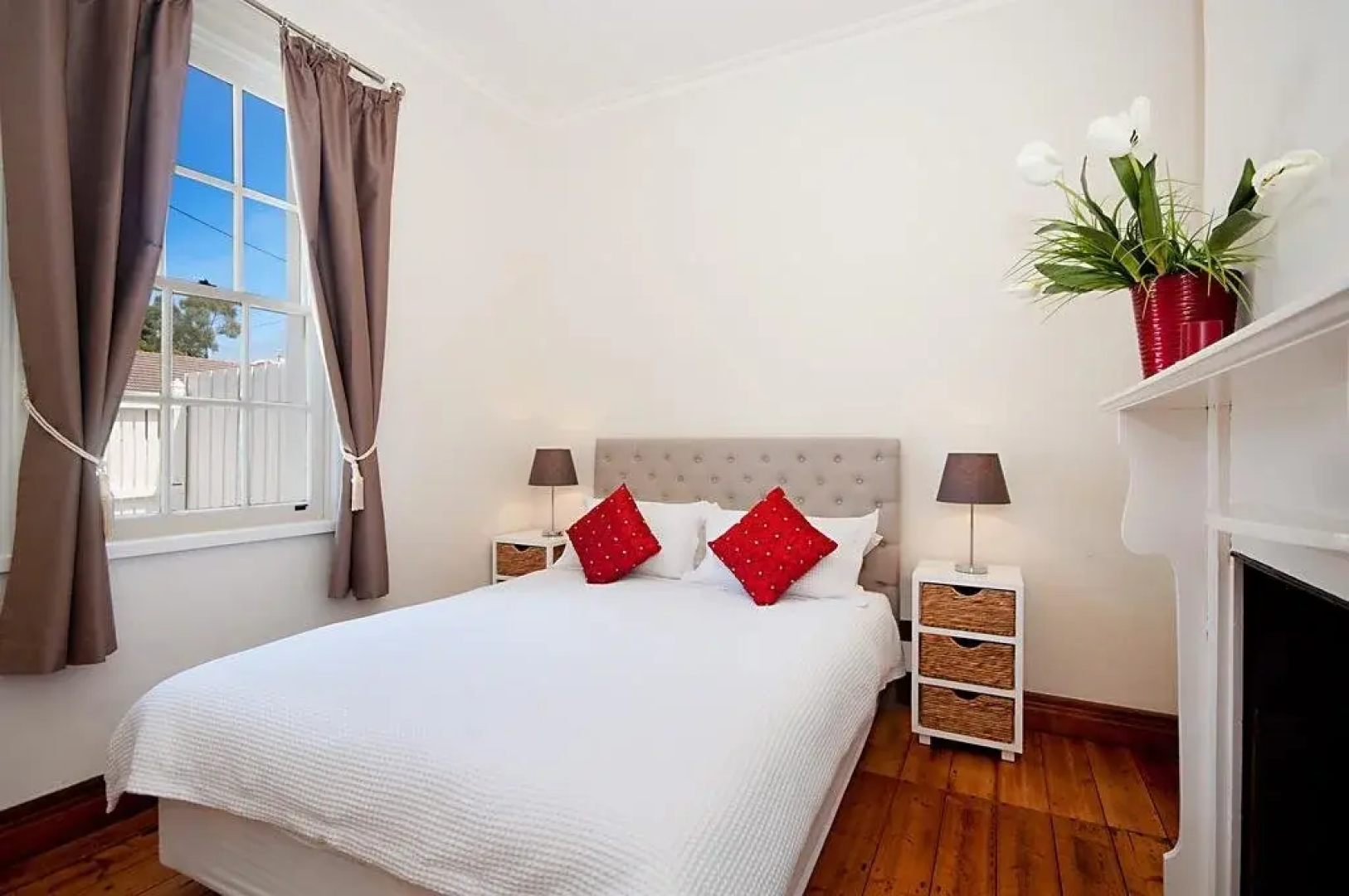 Historic Central Cottage In Warrnambool