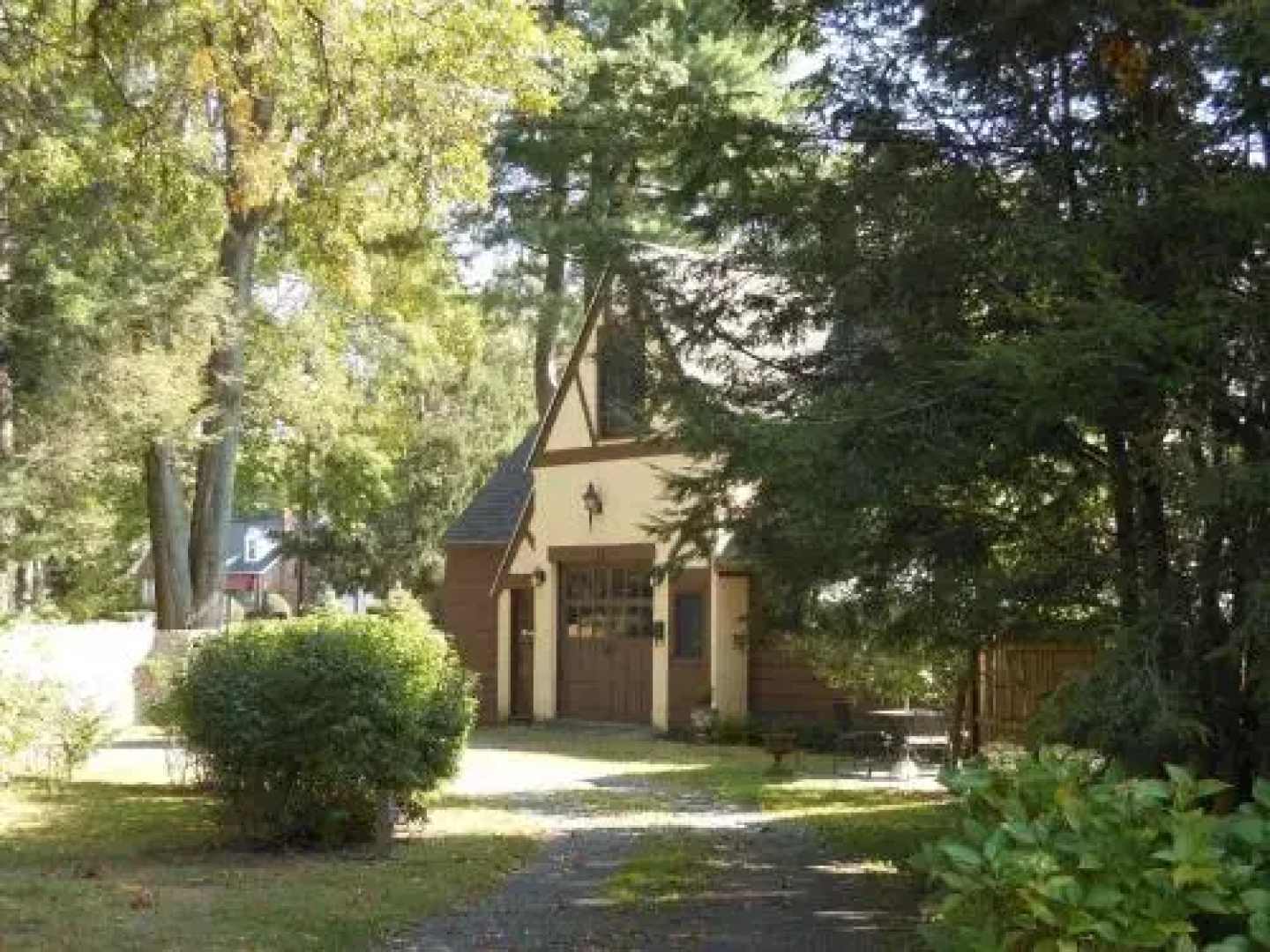 The Carriage House Loft