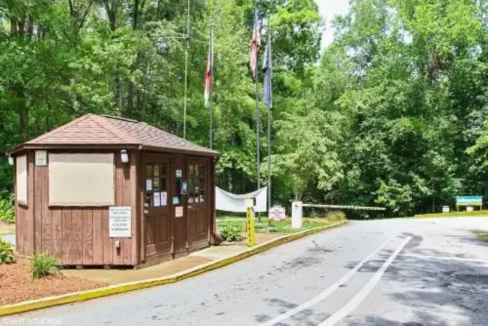 Forest Lake Camping Resort Cabin 18