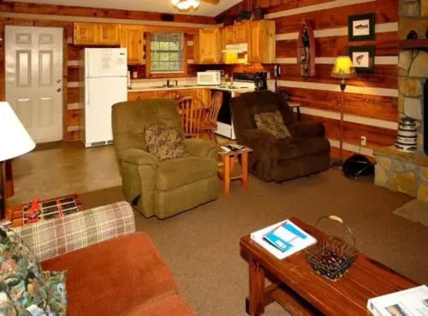 Creekside Memories - 2 Bedrooms, 2 Baths, Sleeps 6 Cabin by RedAwning