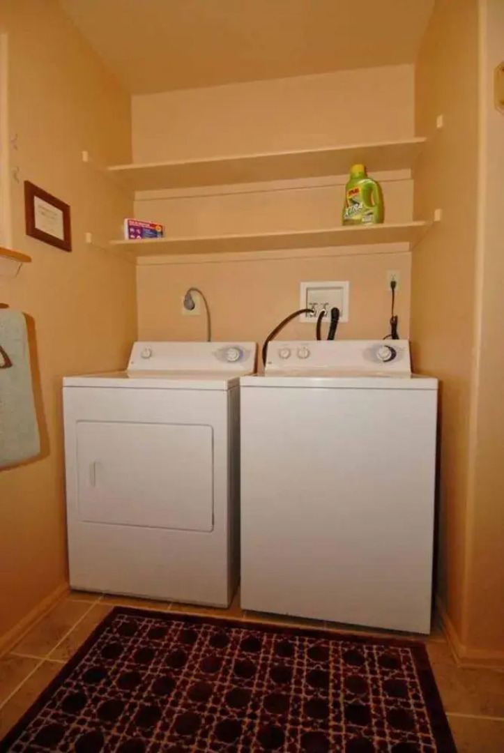 Secluded Fawn Trail Cottage