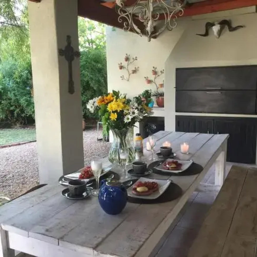 Pane Vivente Garden Cottage