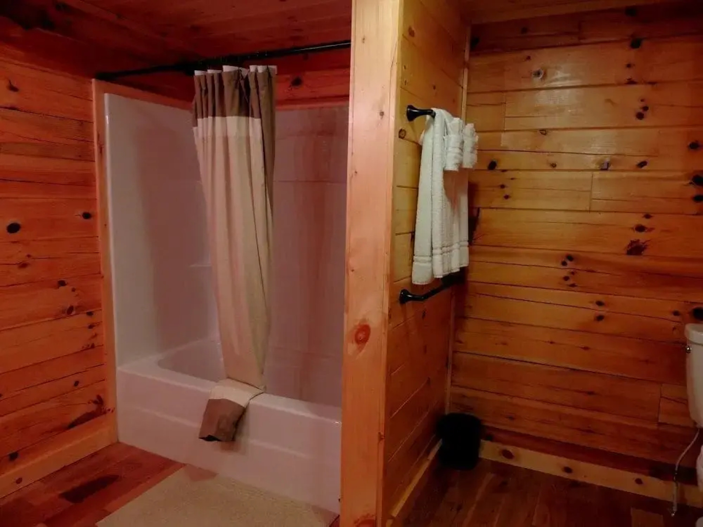 Gillford Cabin
