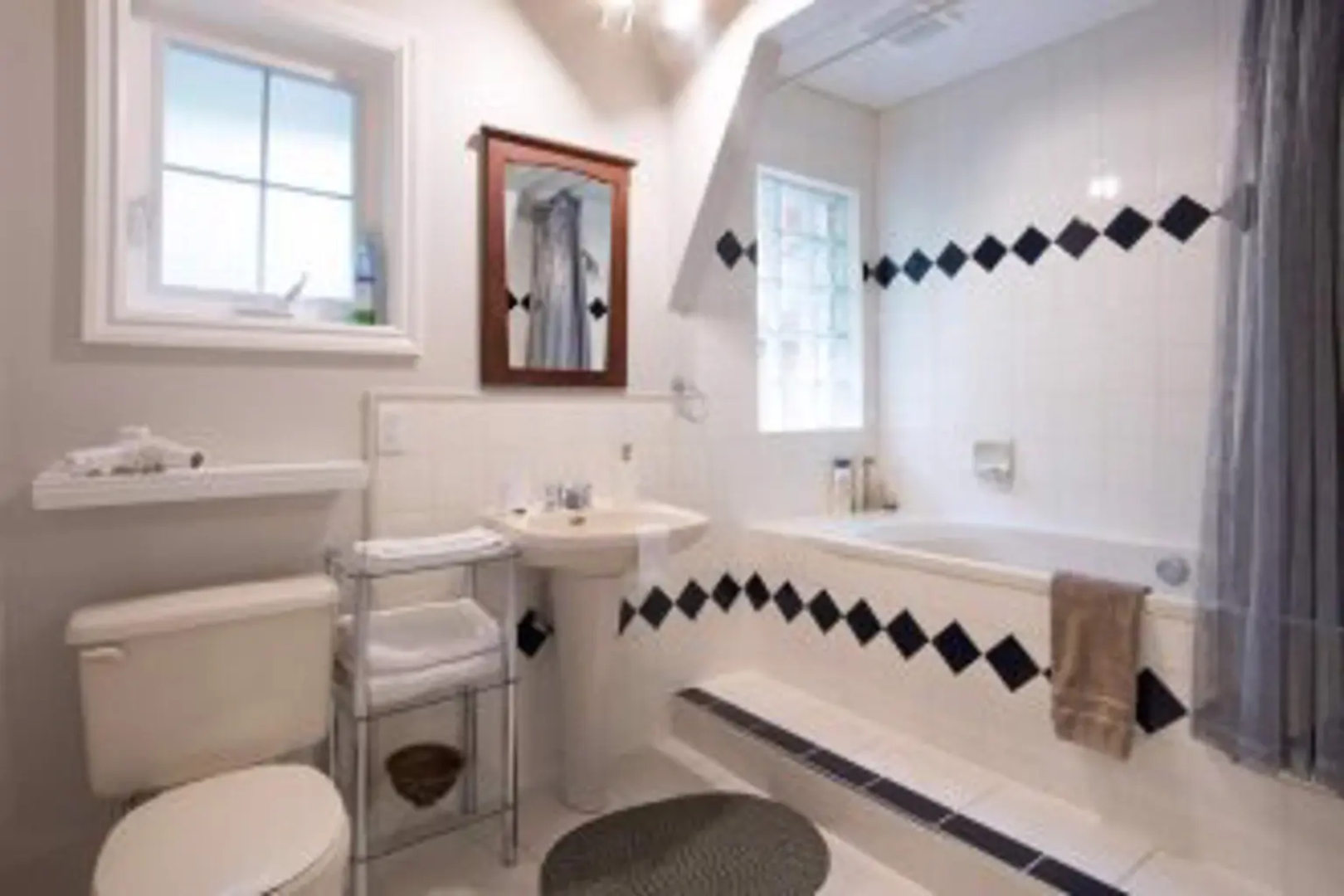 Whitley House Bed & Breakfast