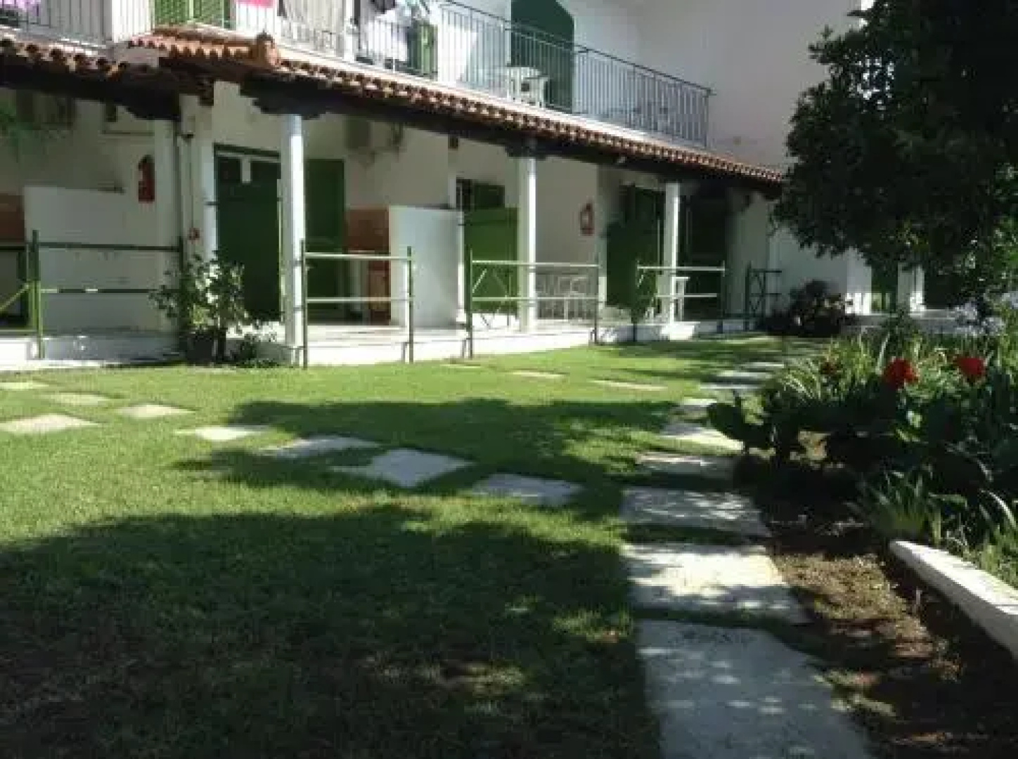 Villa Yiannis (Adult Friendly)