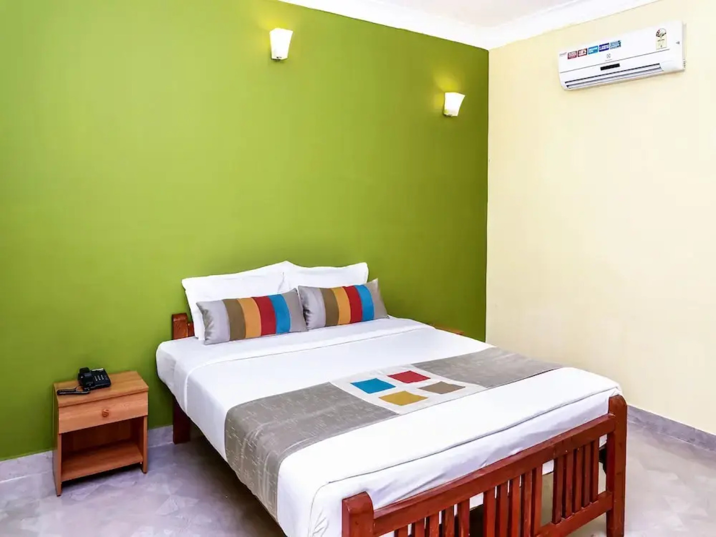 Stay Simple Brindavan Hotel