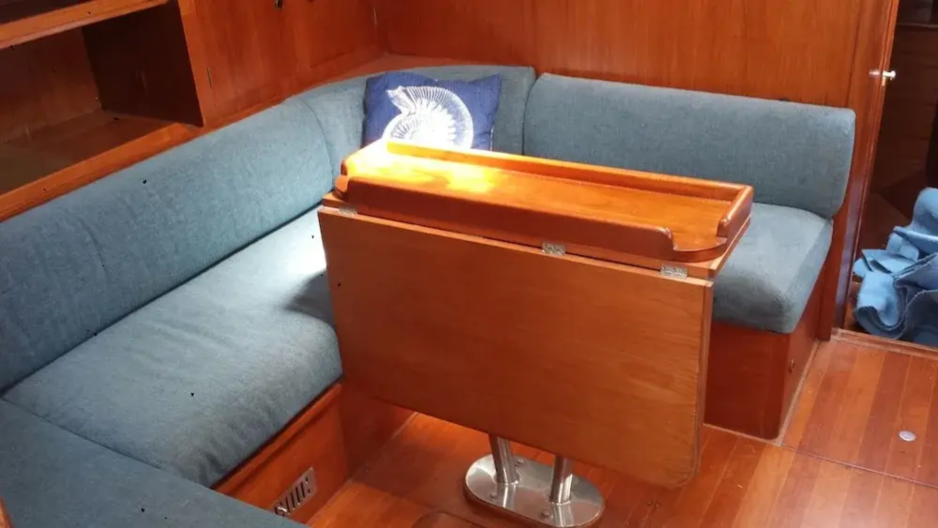 Valletta Grand Harbor Sailing Boat