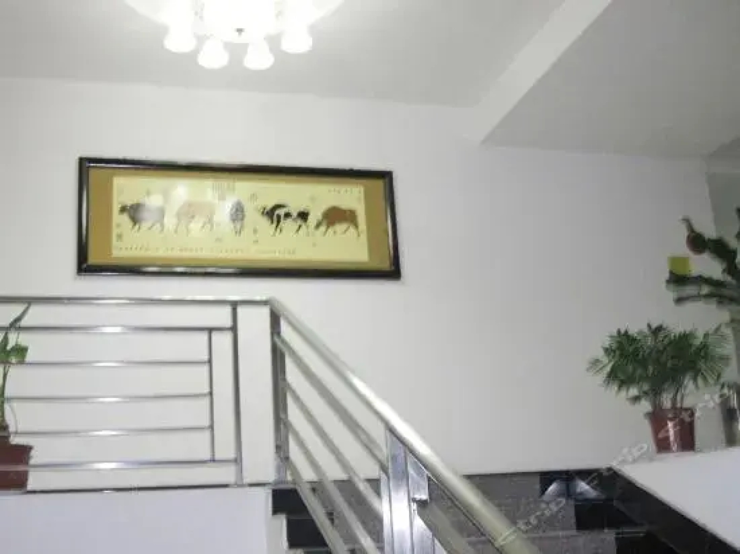 Xinhuazhou Hotel