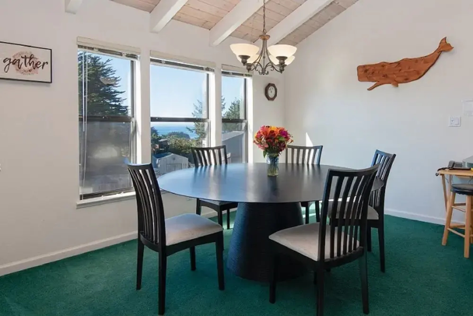 Rosebud 3 Br home by RedAwning