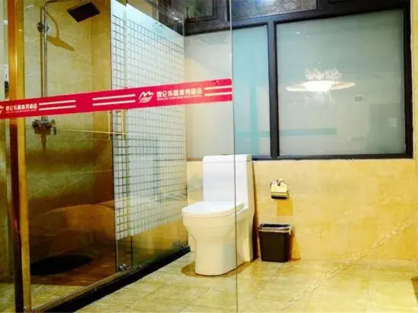 Kunlunleju Inn Nanyang Dushan Avenue