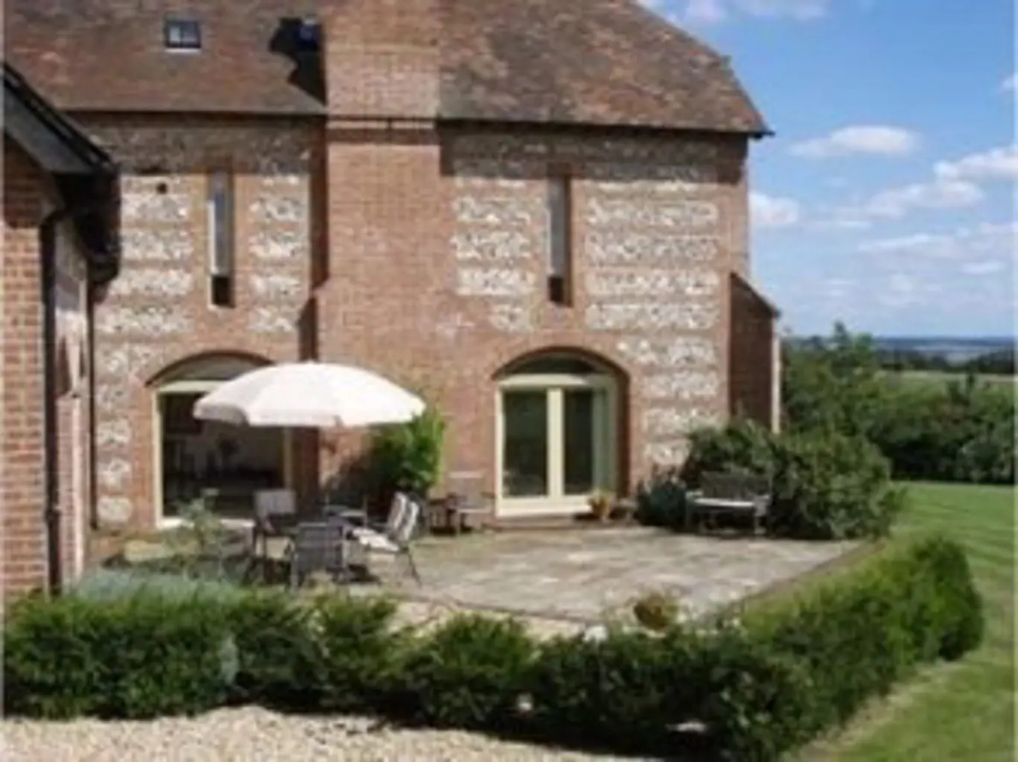 Lodge Farmhouse Bed & Breakfast