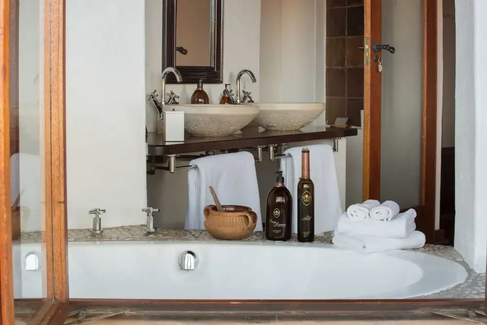 Royal Madikwe Luxury Safari Lodge