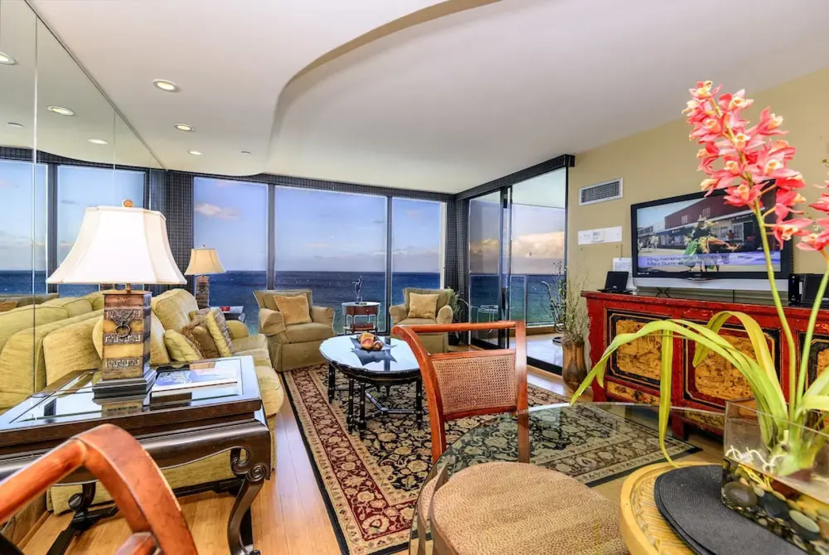 Mahana 1008 by RedAwning