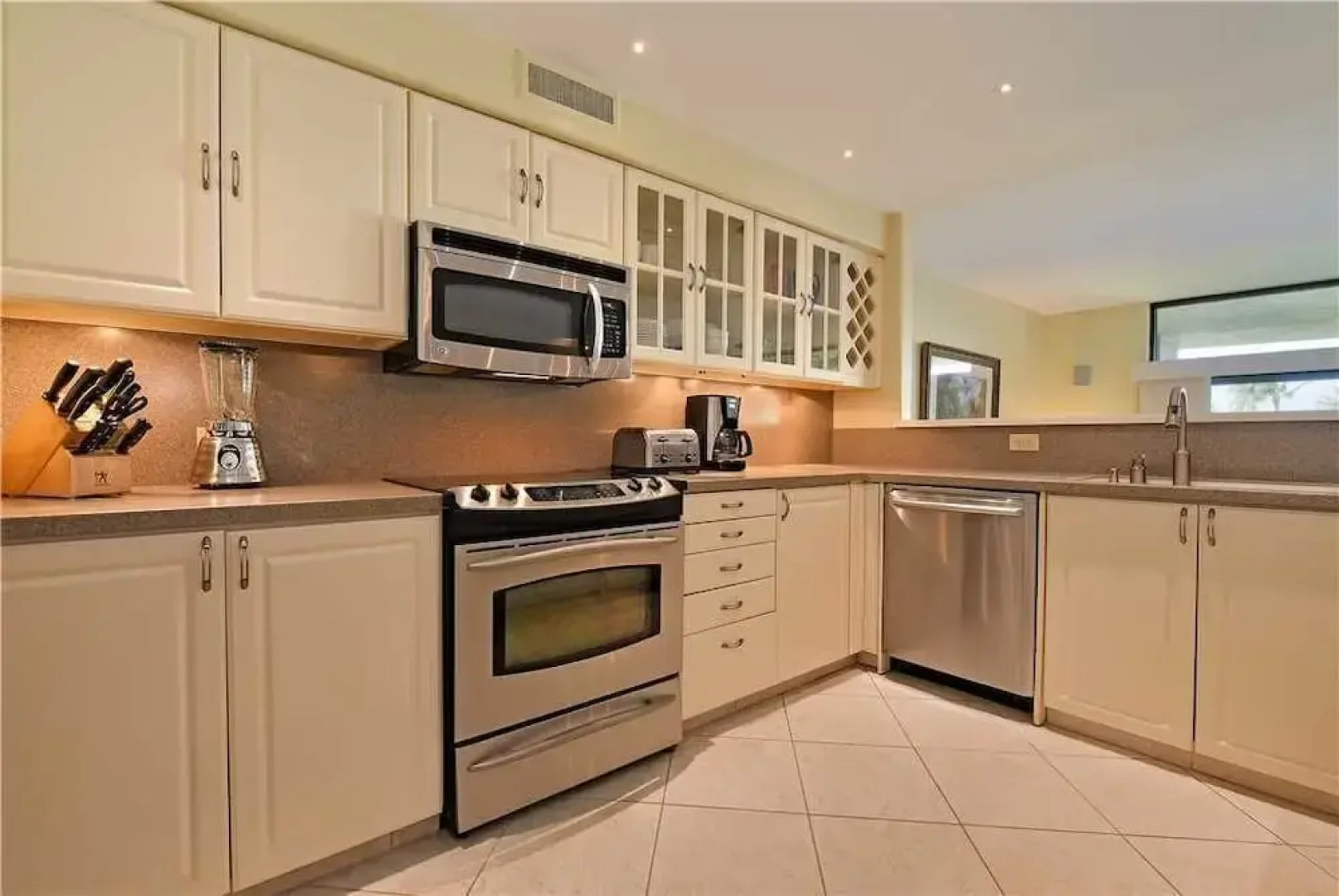 Kaanapali Royal G301 by RedAwning