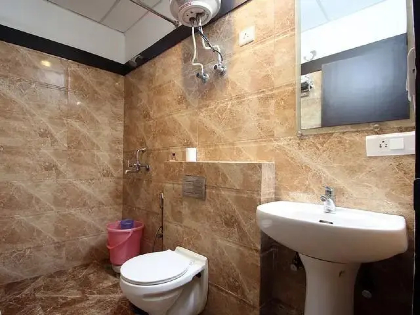 OYO Rooms Noida Expressway Sector 44