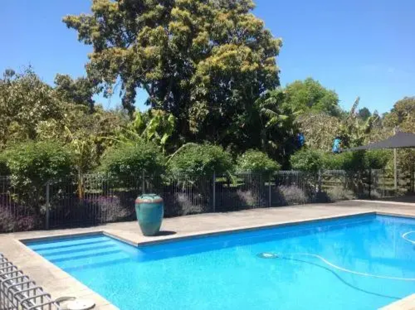 La Frontiere Boutique Accommodation (Adults Only)
