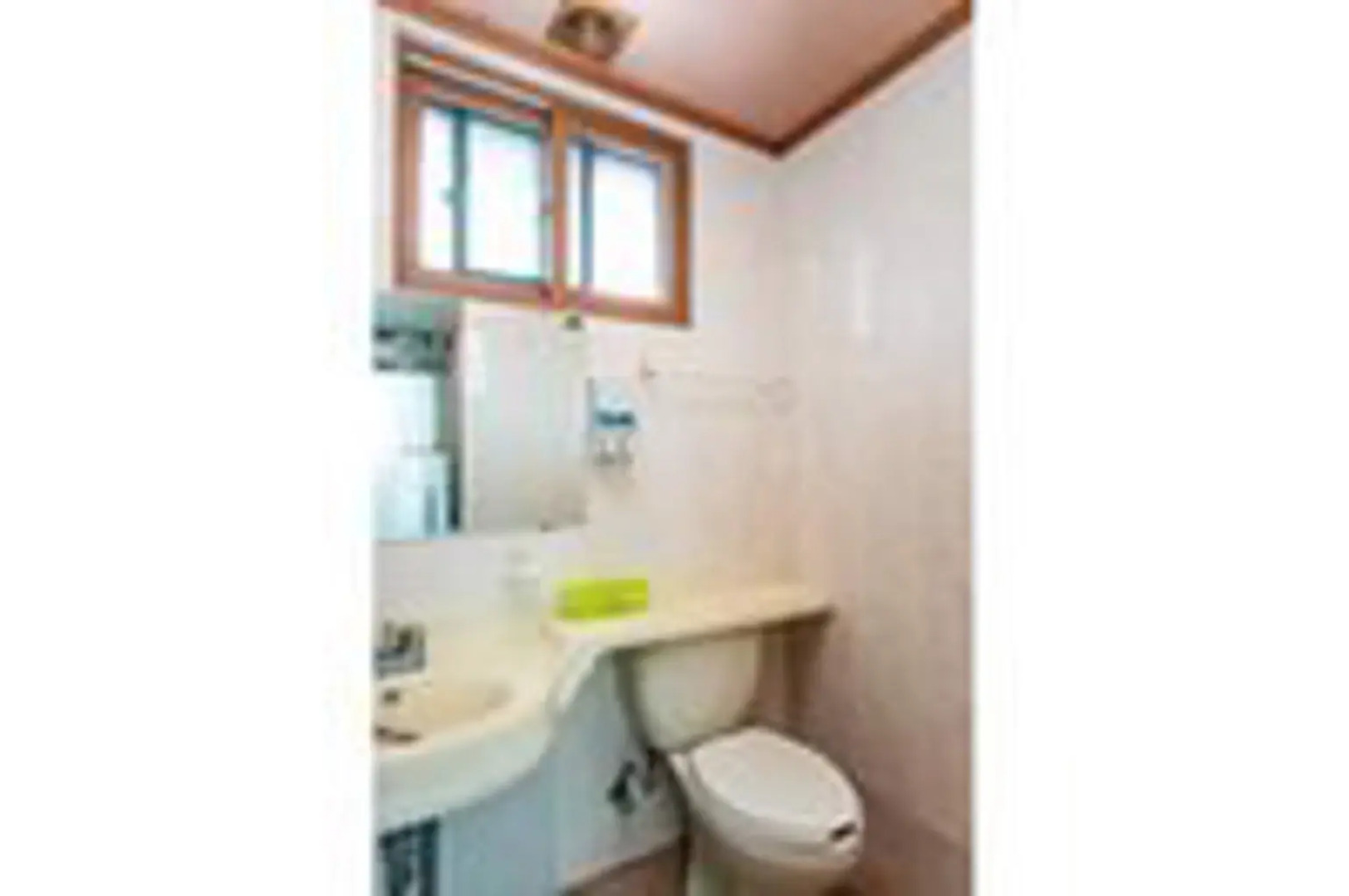 Anmyeondo Hillhouse Pension