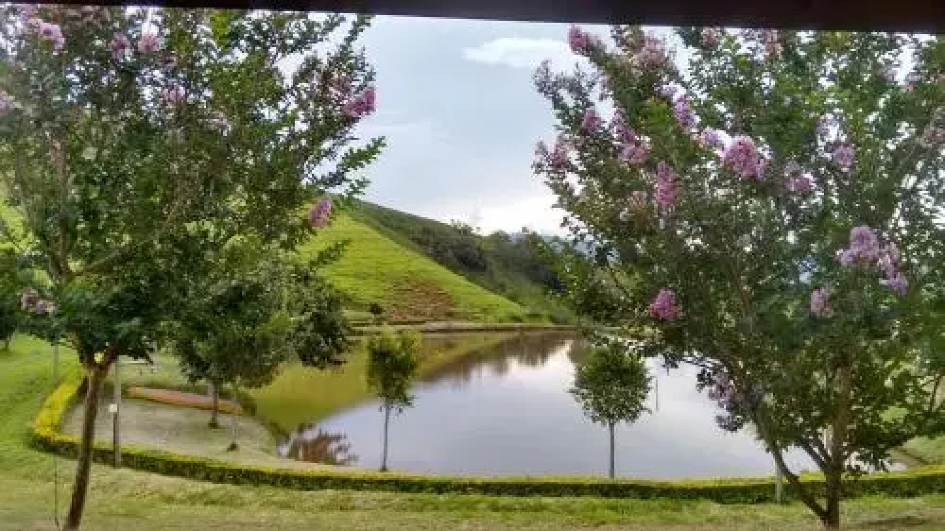 Tocas do Lago