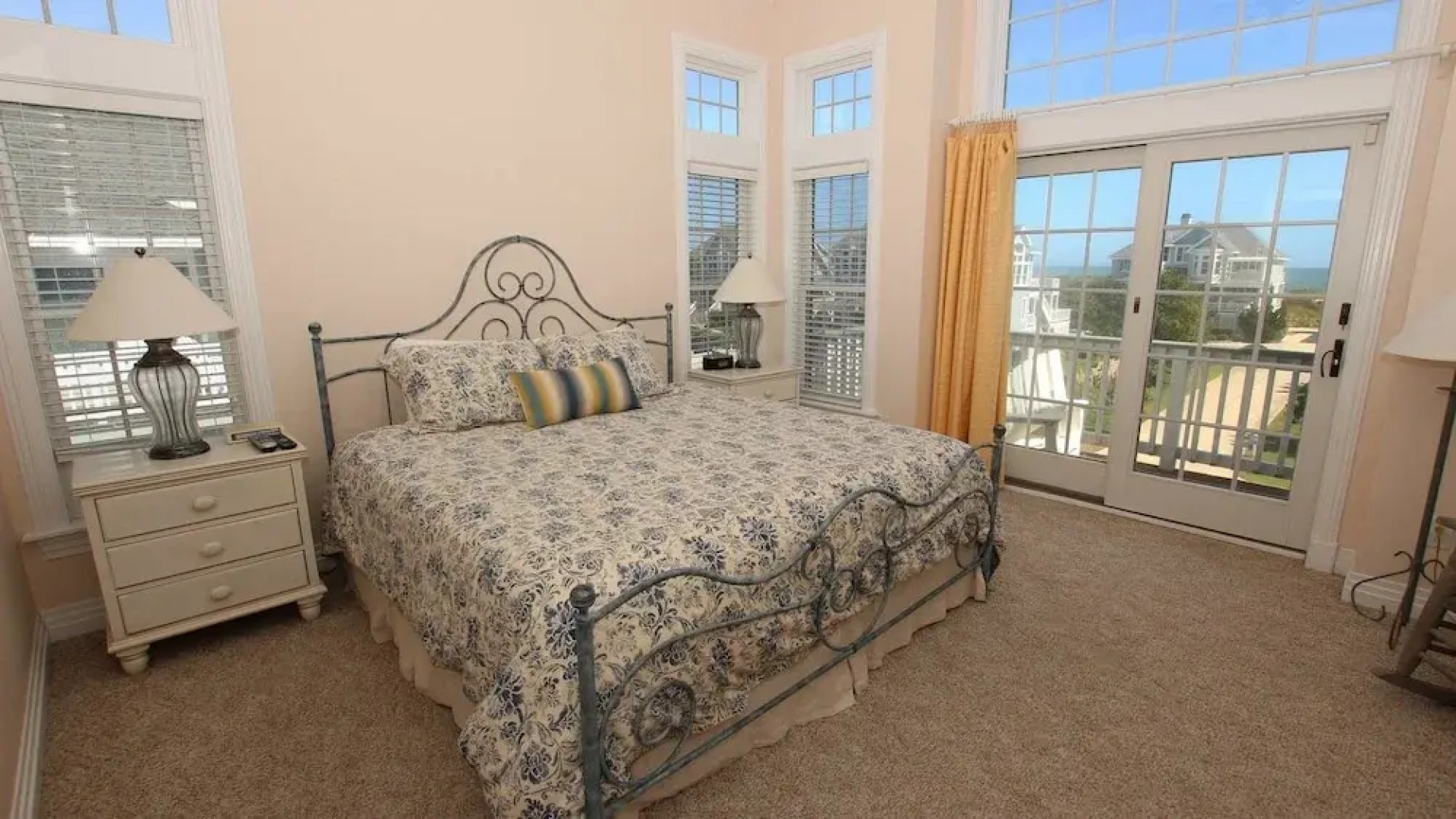 Trading Winds - 6 Br Home