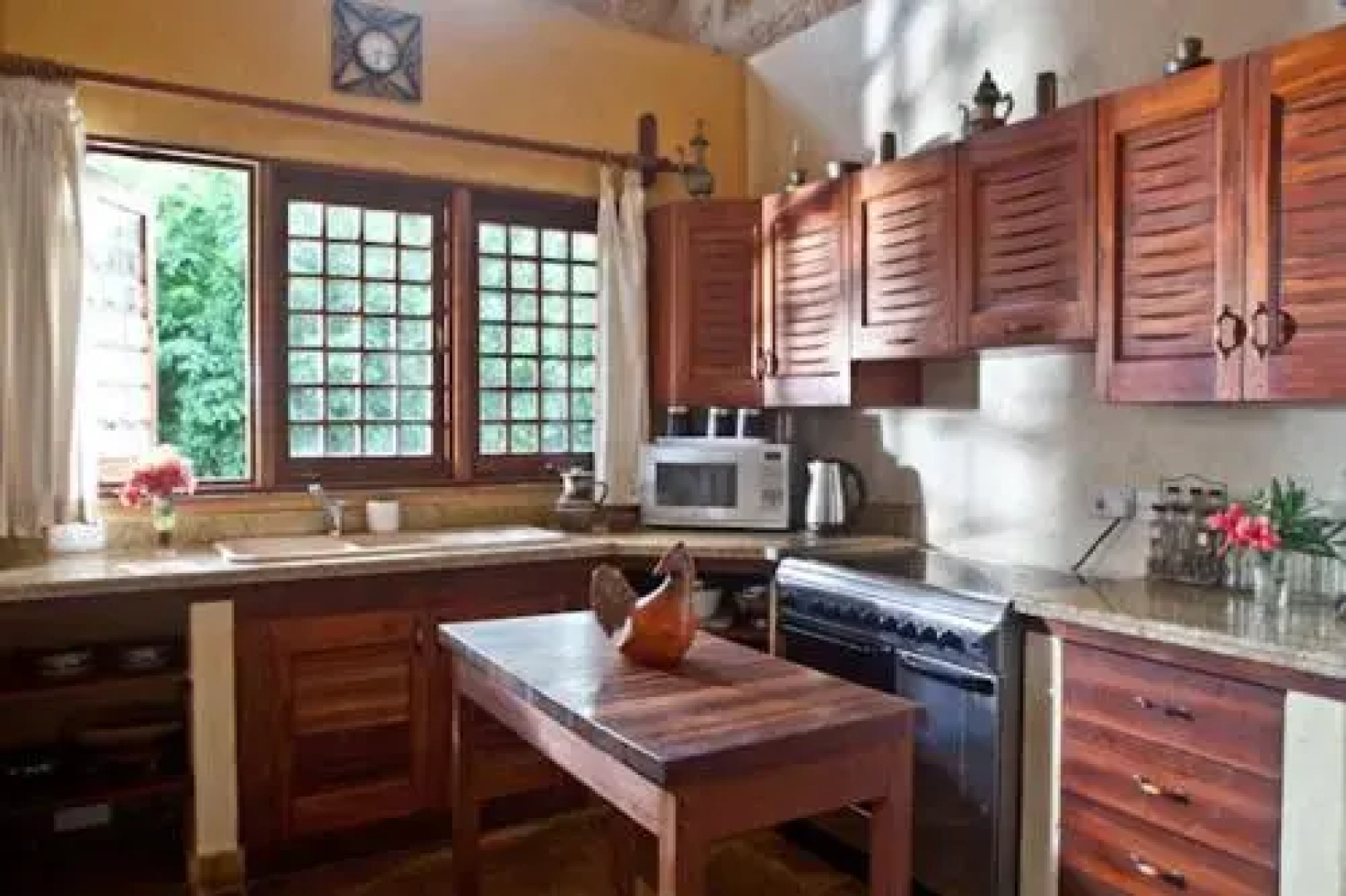 Kitu Kidogo Cottages