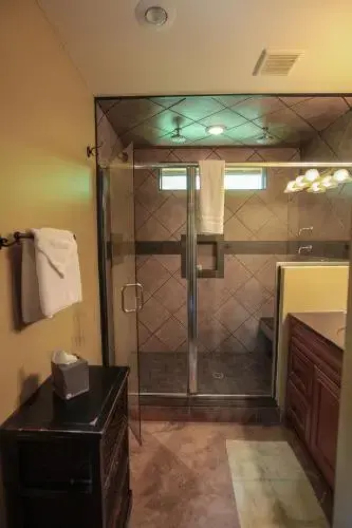 Couples Paradise - Hocking Hills