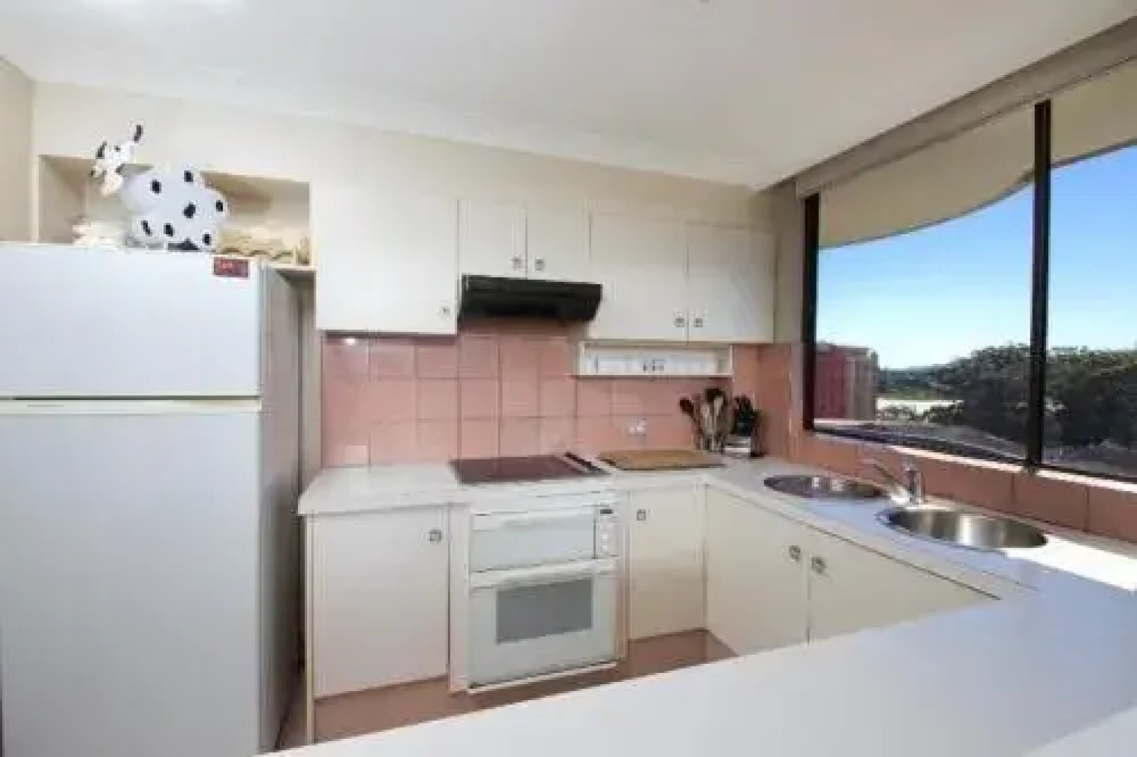 Pinnacle, Unit 701, 45-49 Head Street