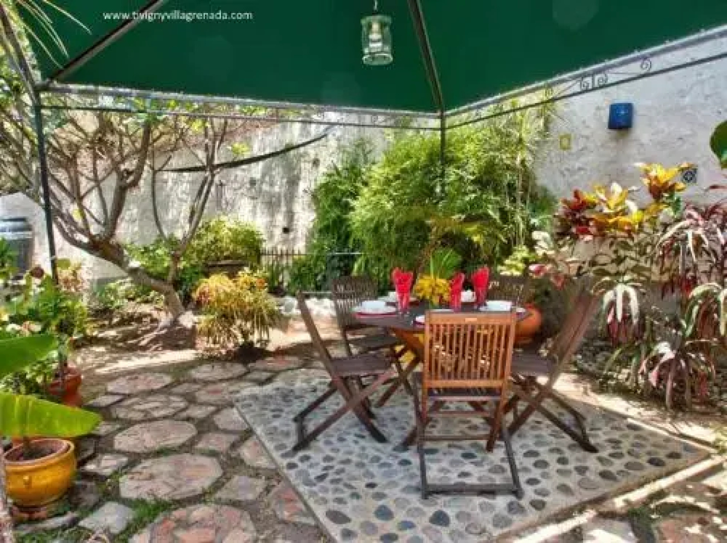 Tivigny Villa