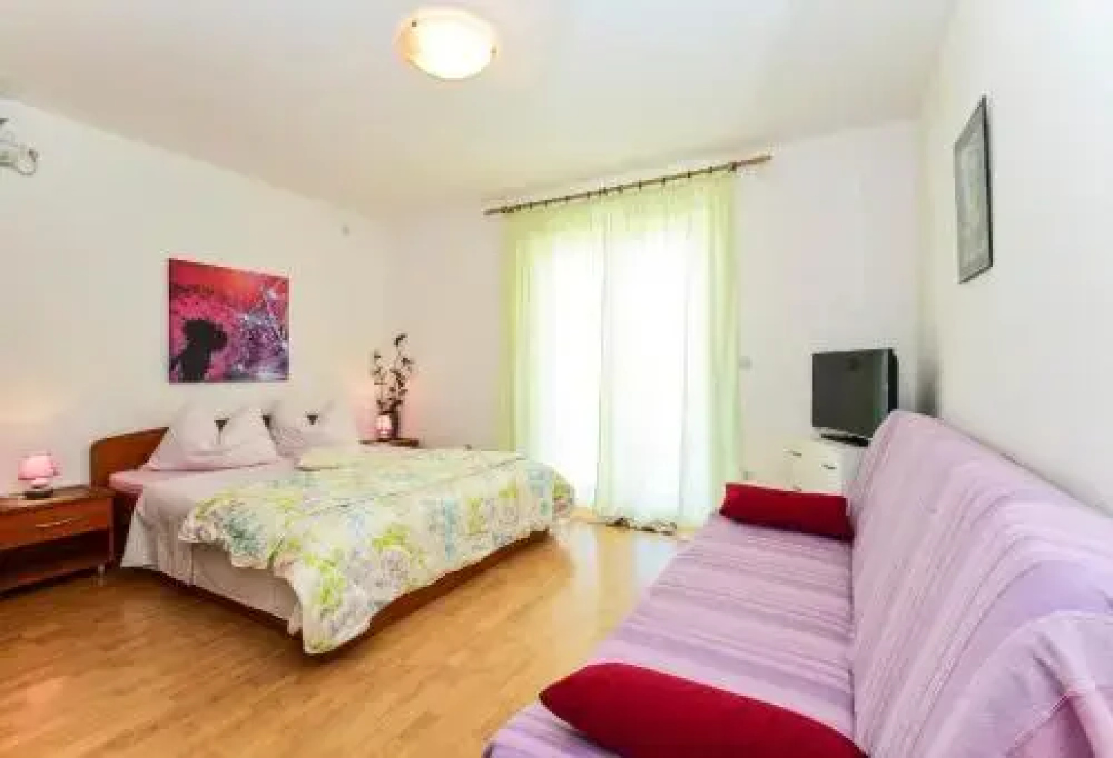 Apartments Jonjić