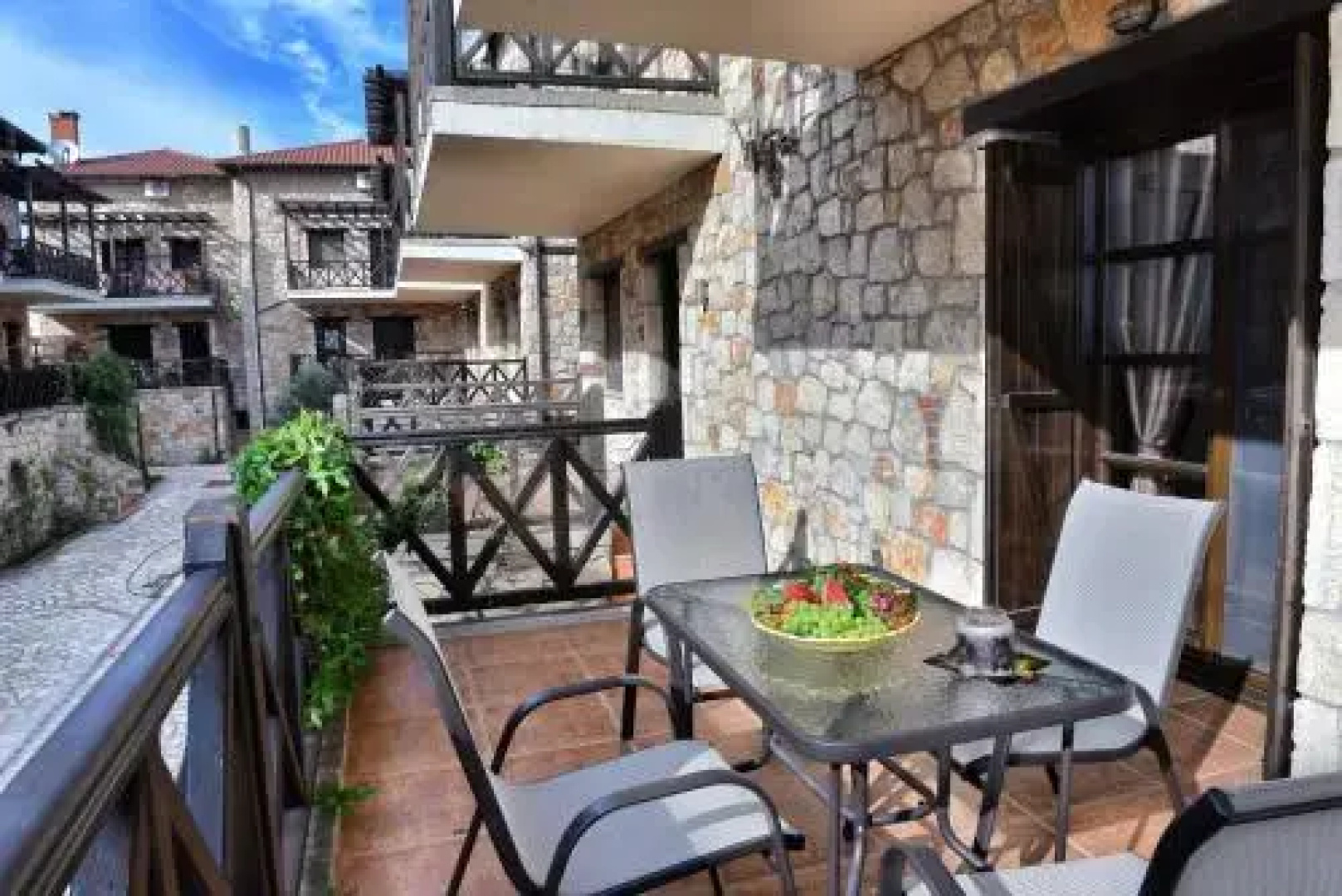 Zachariou Stone Villas