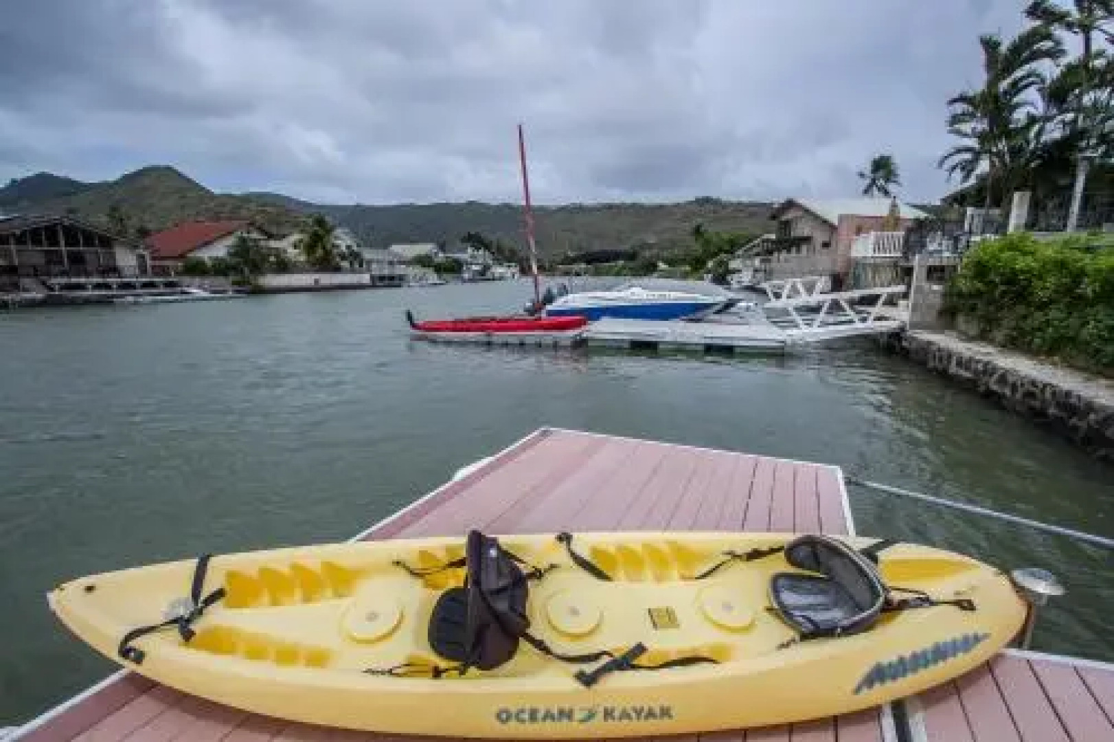 Honolulu Waterfront Villa