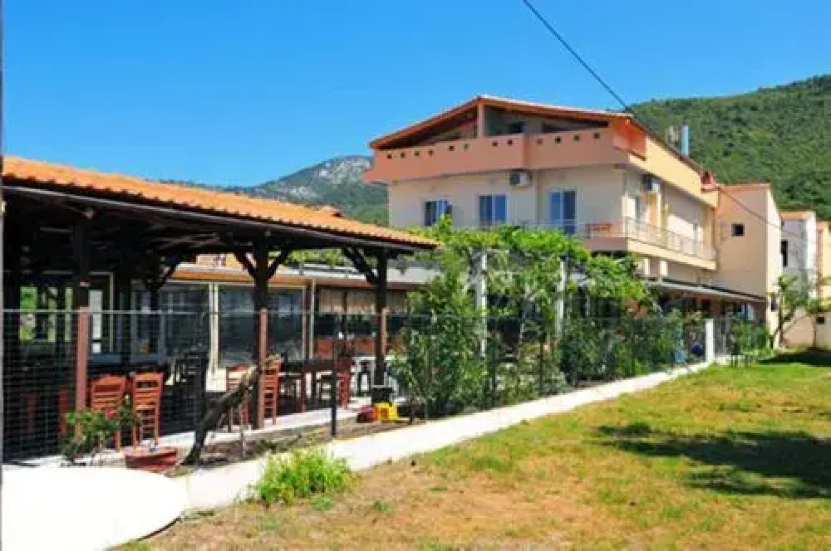 Sikoudis Gorgona Beach