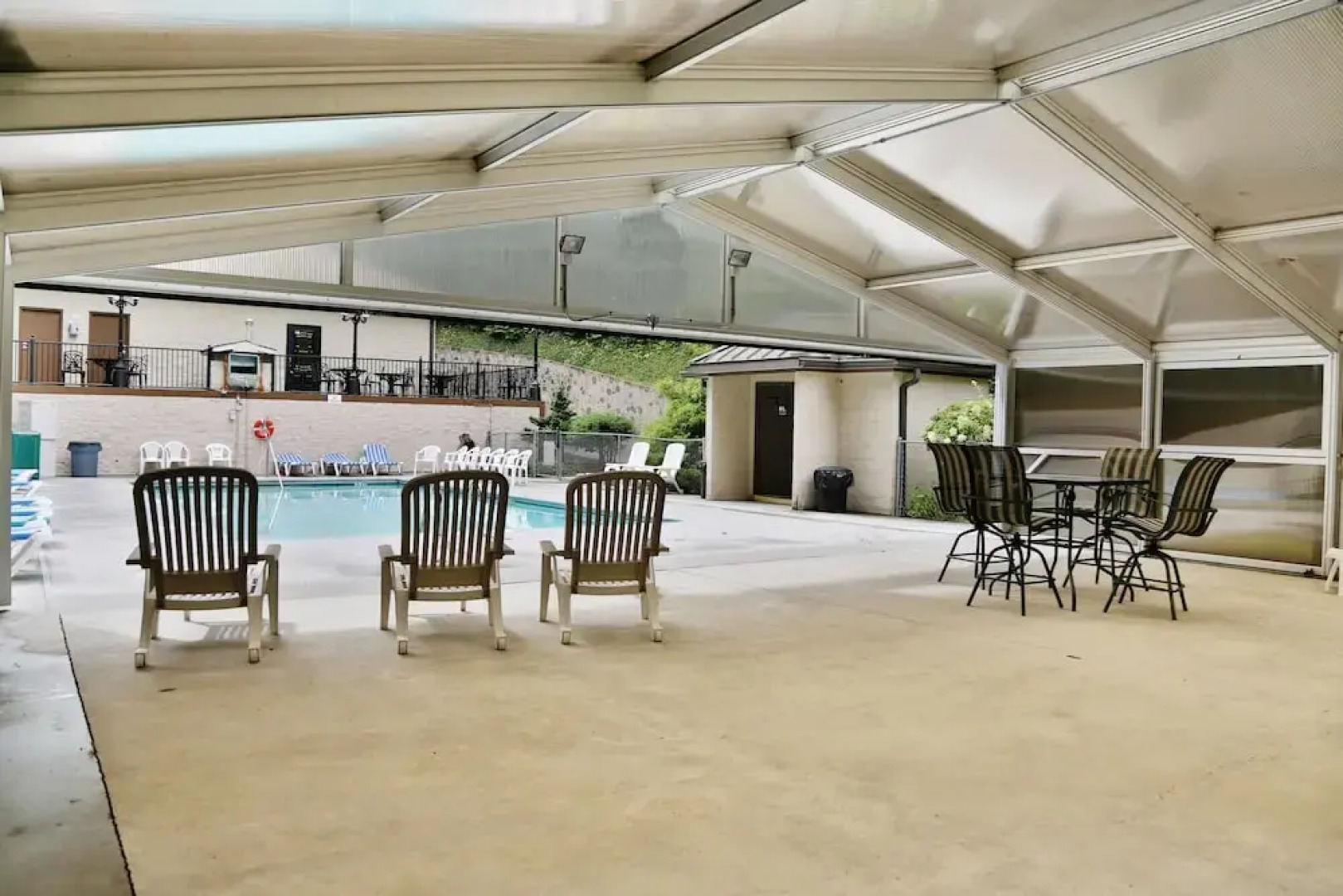 Wildwood Falls 4 3 Br cabin by RedAwning