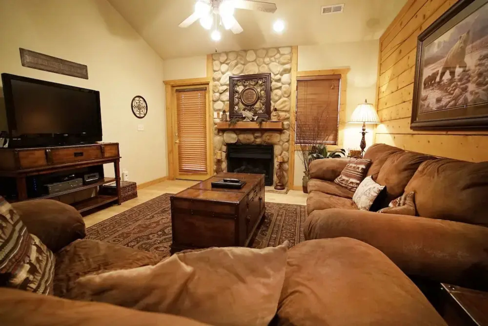Cabins at Grand Mountain by Thousand Hills Resort