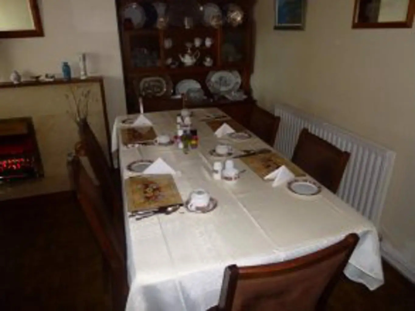 Bleach Farmhouse B&B