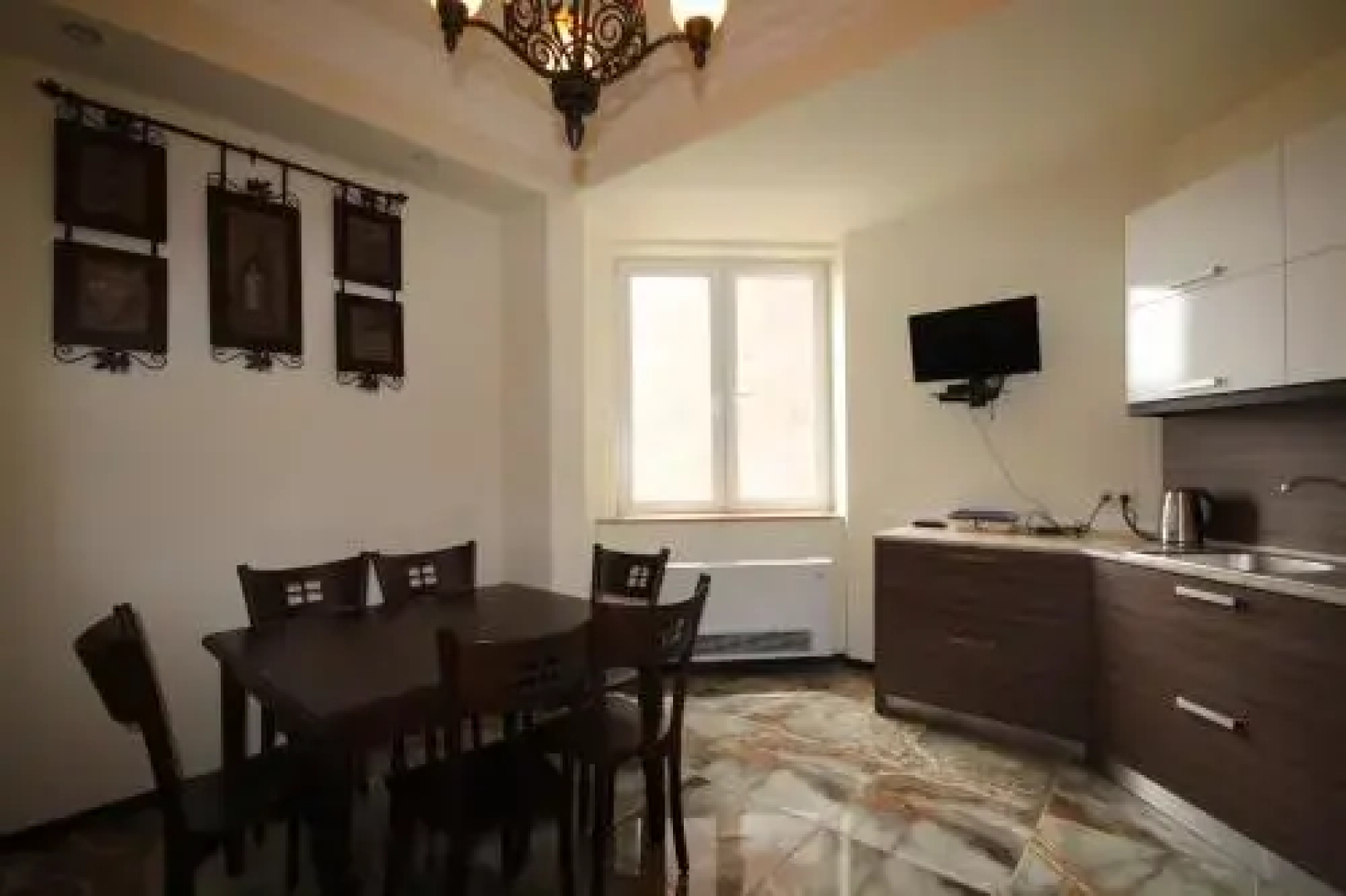 Luxe Apartment at North Avenue