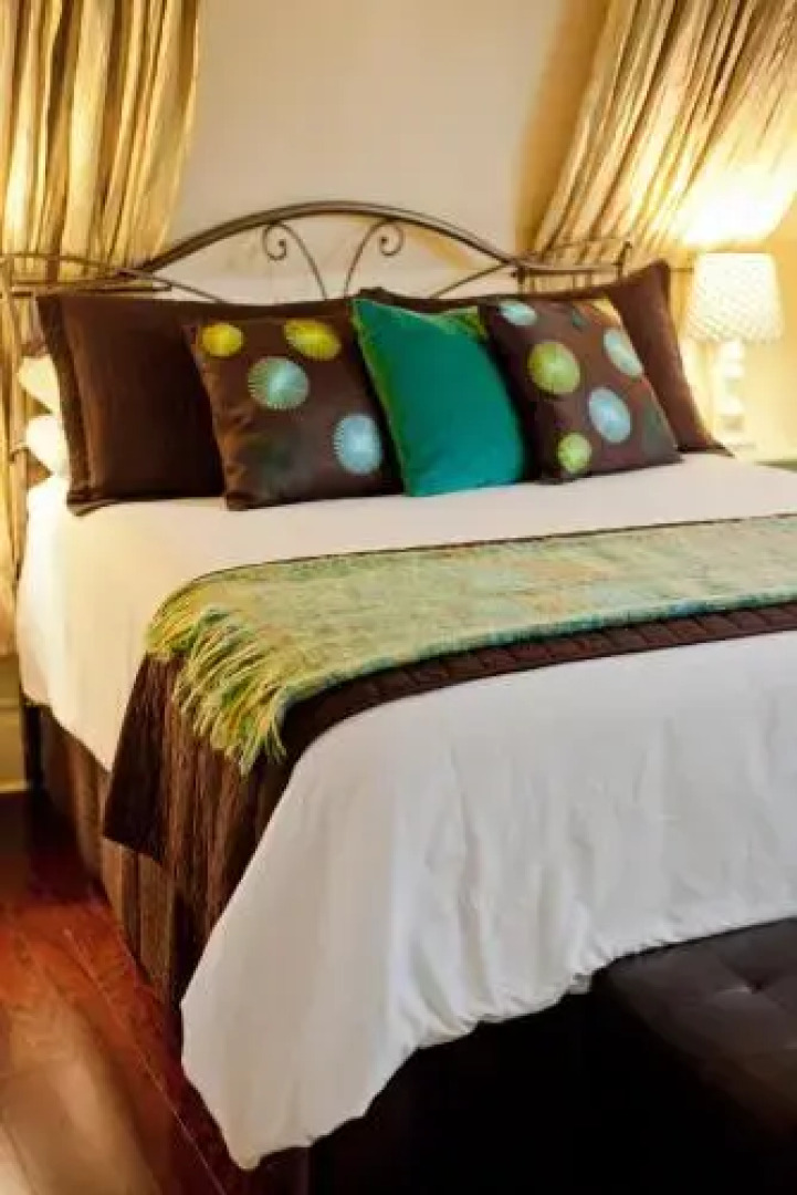 Hart House Bed & Breakfast