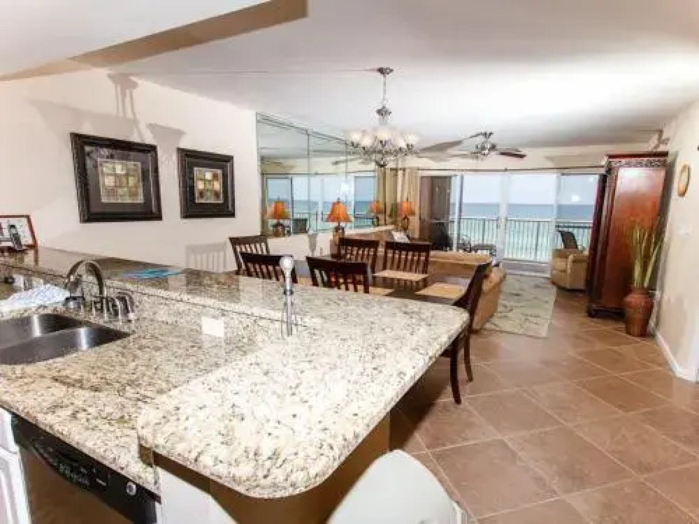 Islander 5003 by RedAwning