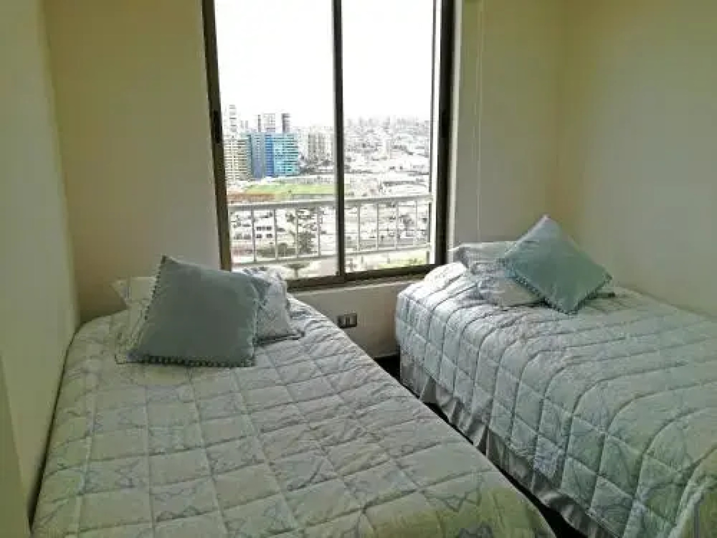 Condominio Mar Egeo, frente a la playa