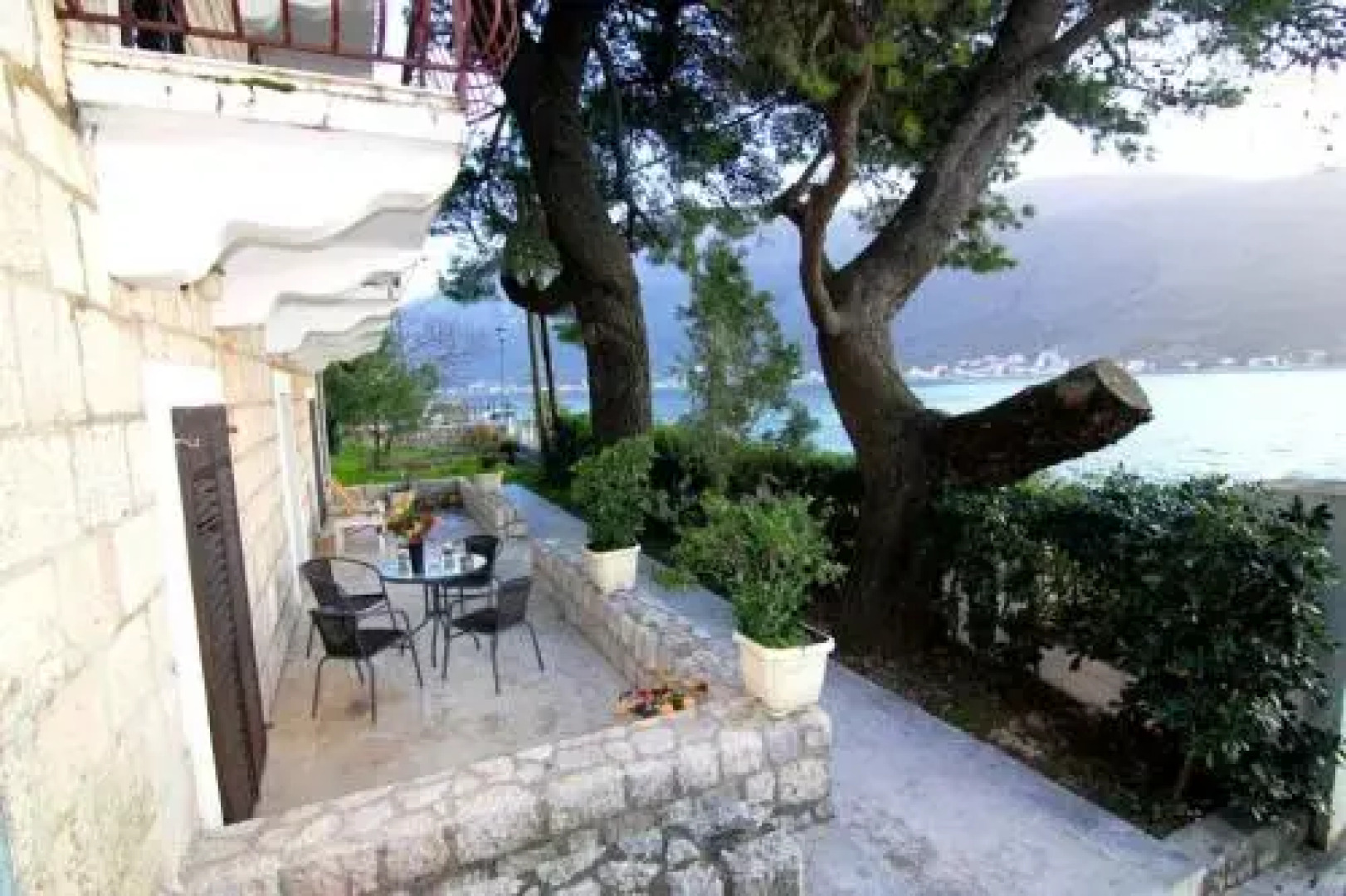 Perast Waterfront Apartments
