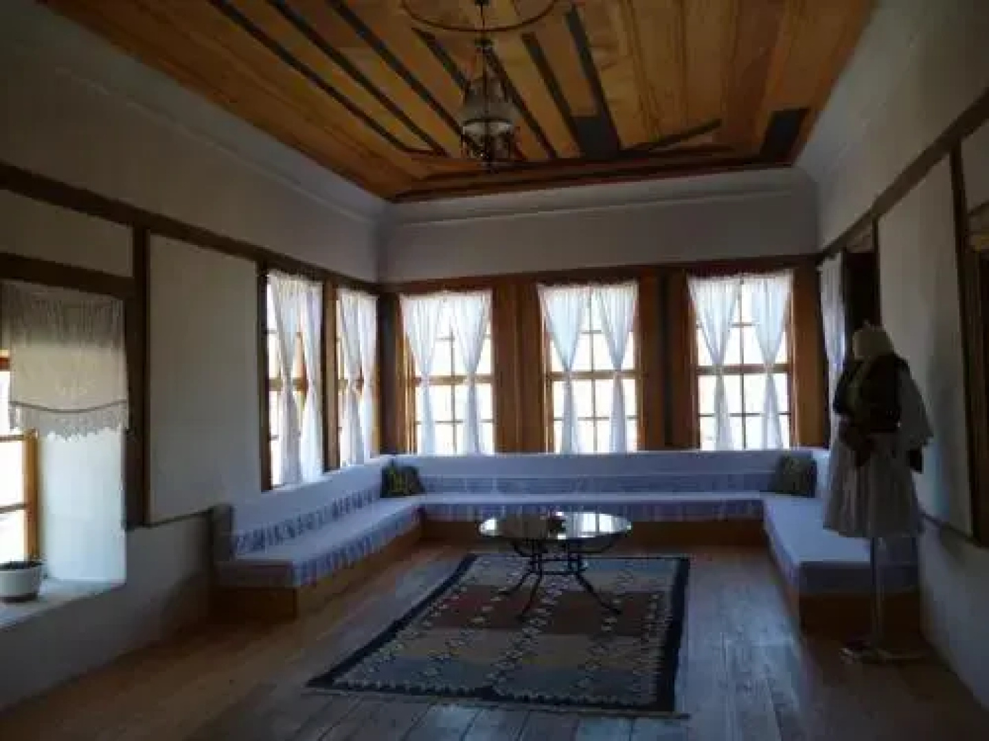 Babameto House