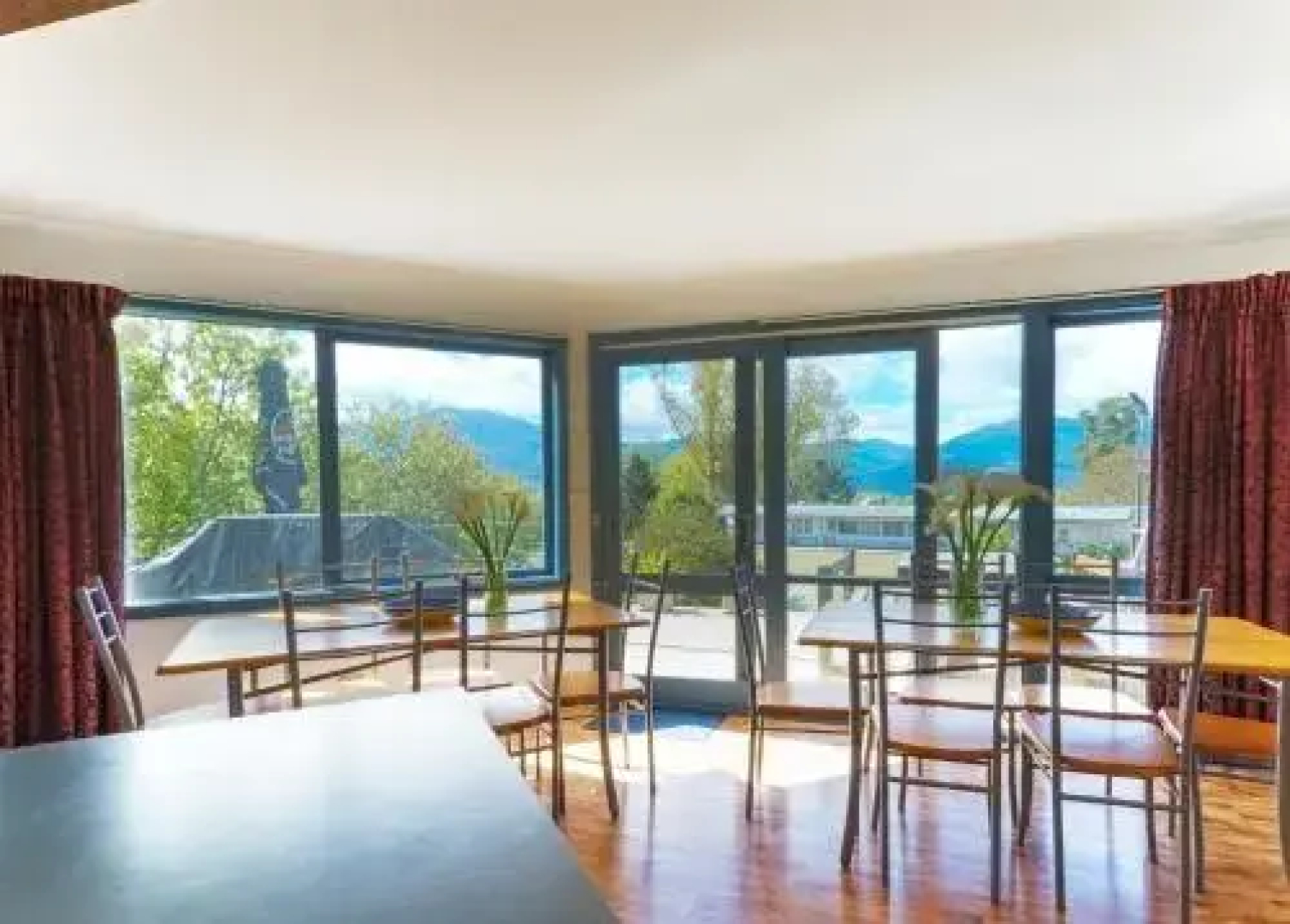Alpzview Guesthouse