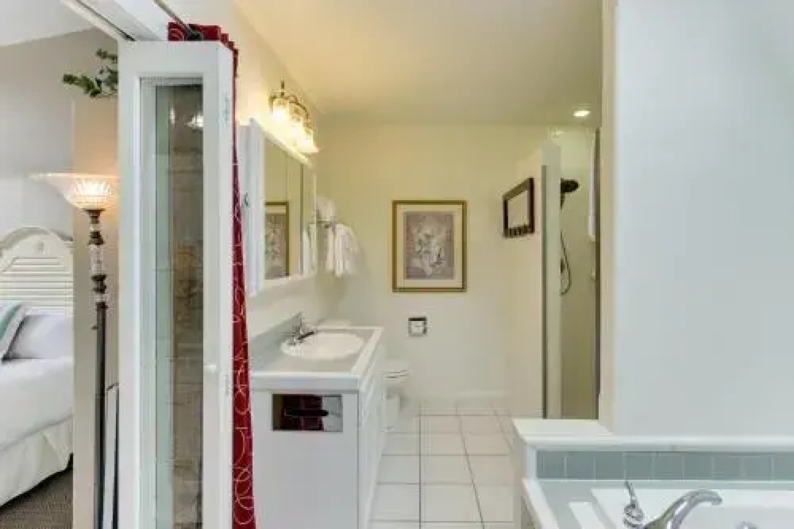 Sandals Inn | SPA Suite