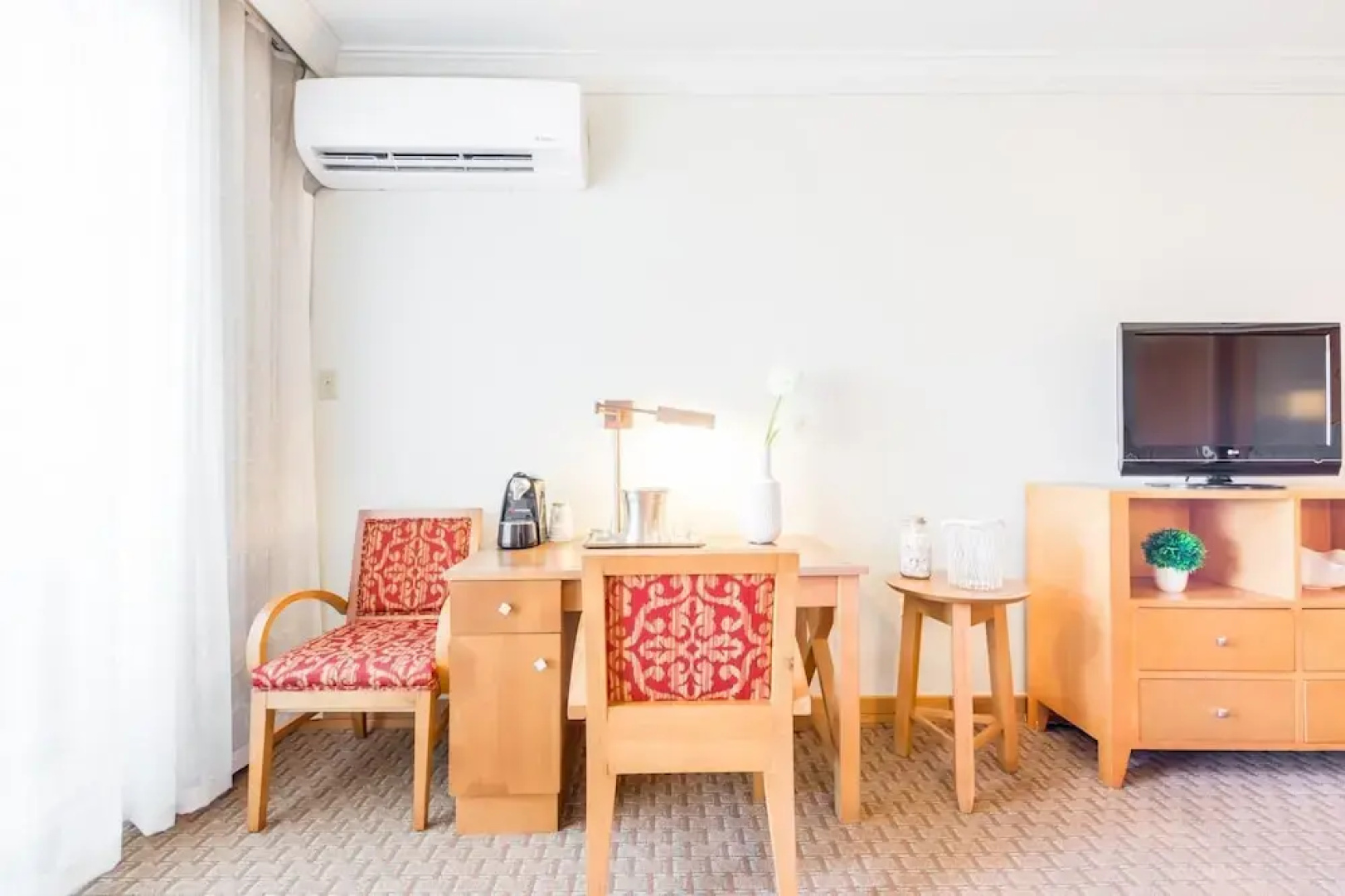 716 SEA & SUN Suite