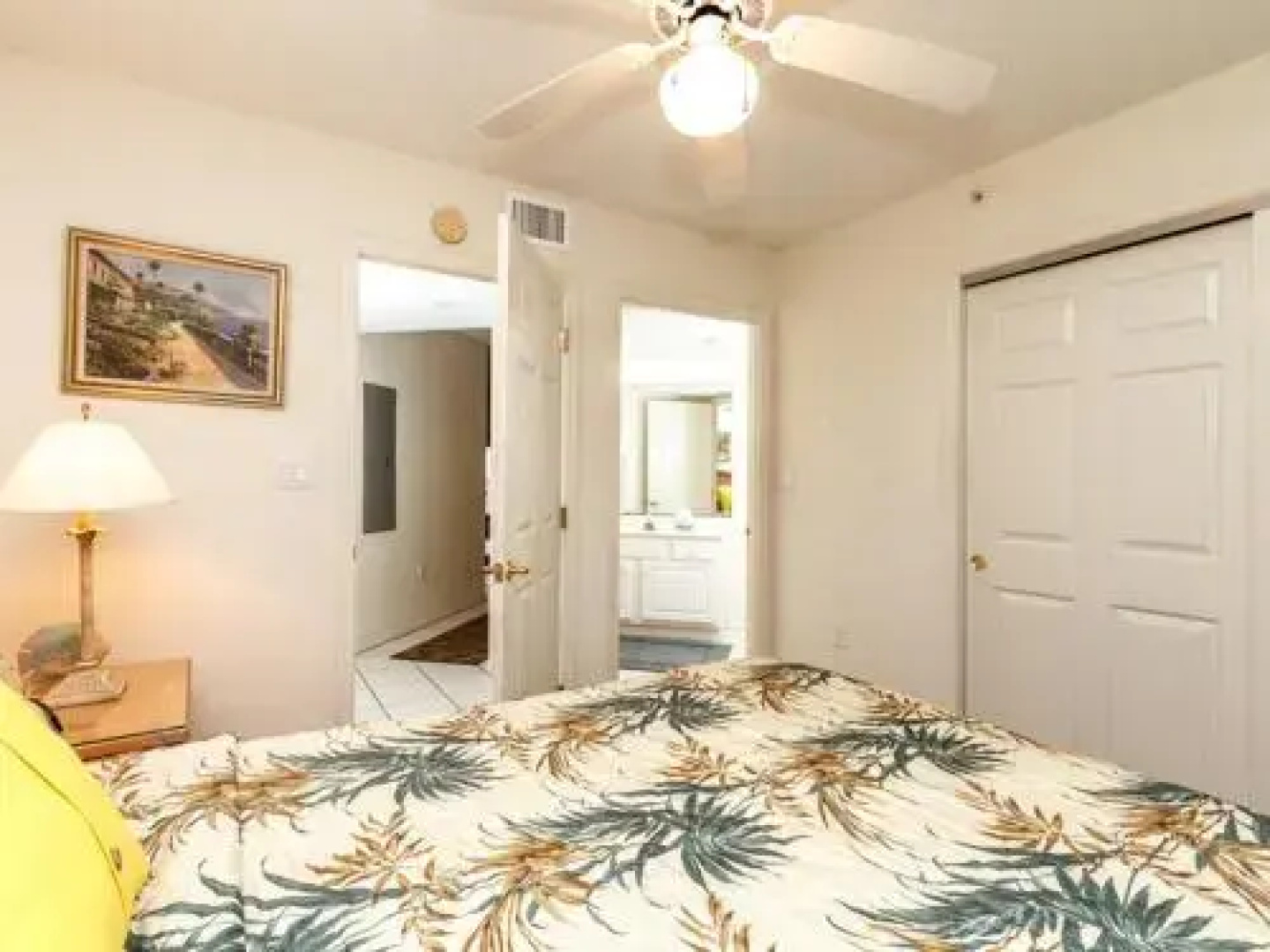 Islander 6003 by RedAwning