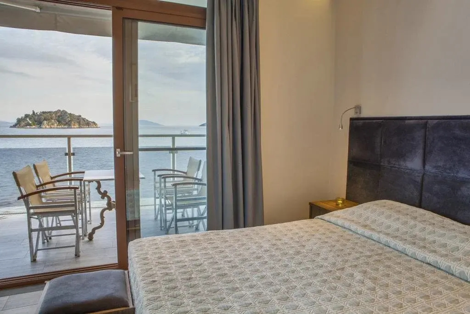 Mari Hotel & Maisonettes