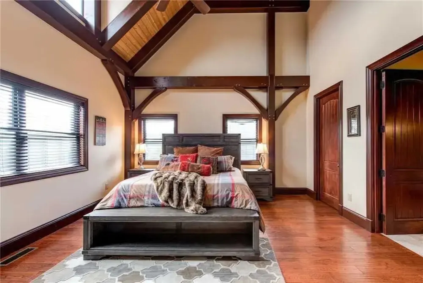 Pool On Summit Point - Four Bedroom Cabin