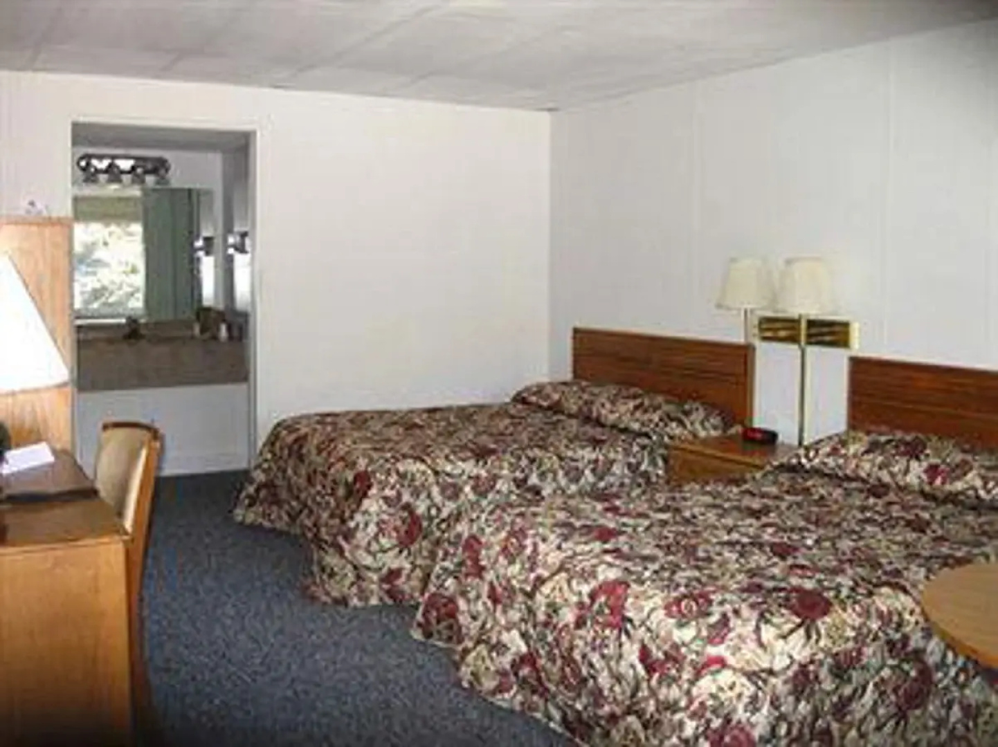 Wayne Inn